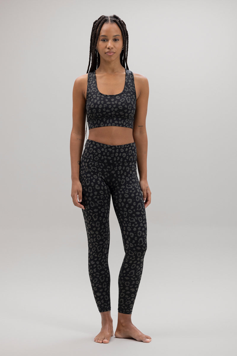 Cropped Leggings Leo Black | Hey Honey Yoga & Active Wear